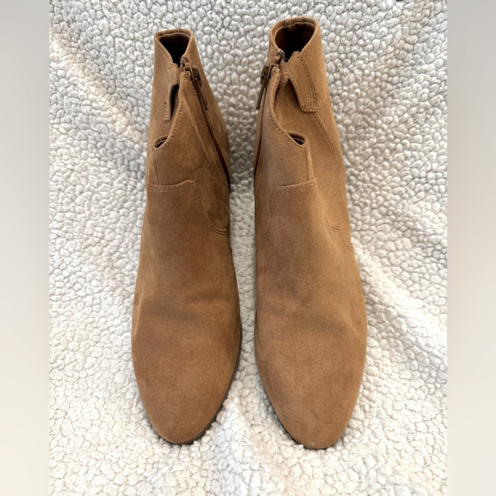 Old Navy Faux-Suede Western Ankle Boots Size 8 - Picture 3 of 5